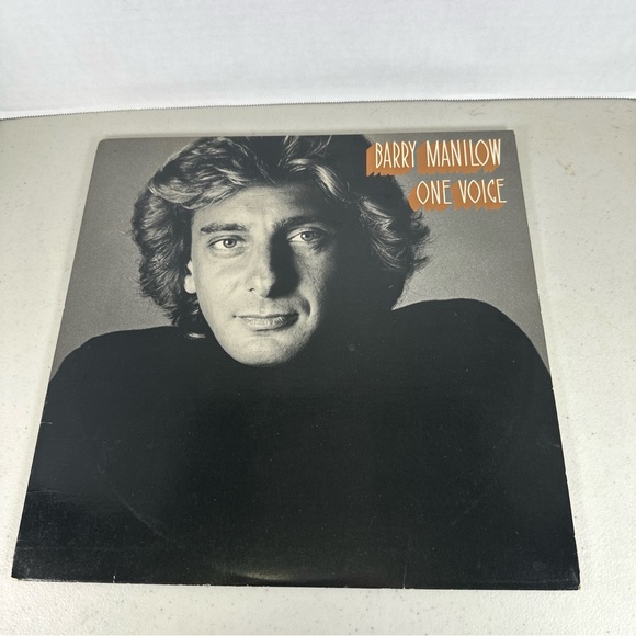 Barry Manilow / One Voice Lp, Good Vinyl, Good Cover. Complete Set - Picture 1 of 5